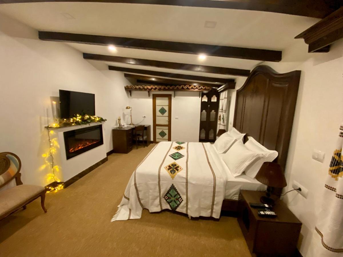 Hotel Tradita ชโคเดอร์ ภายนอก รูปภาพ