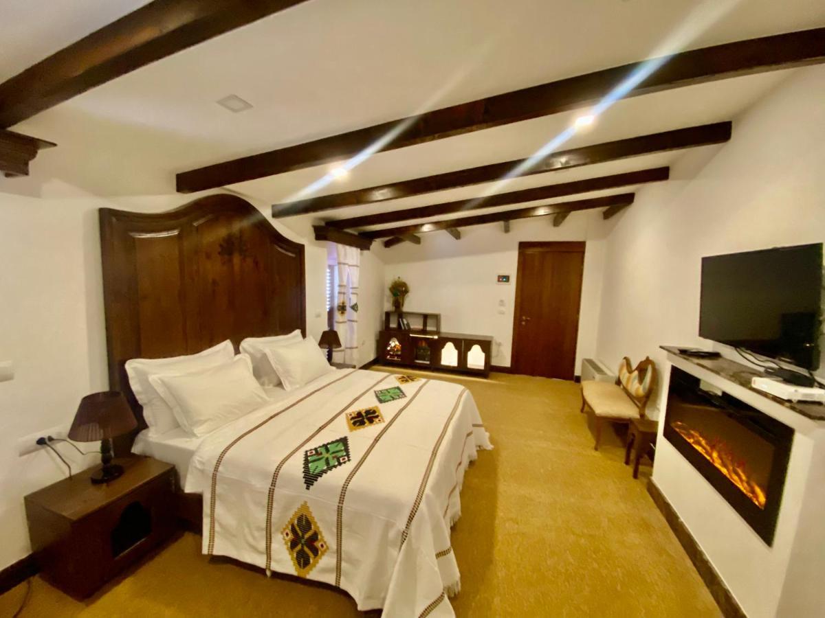 Hotel Tradita ชโคเดอร์ ภายนอก รูปภาพ